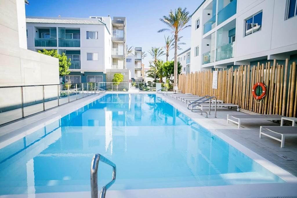 Corralejo Bristol Terrace Apartment Con Giardino Privato Esterno المظهر الخارجي الصورة